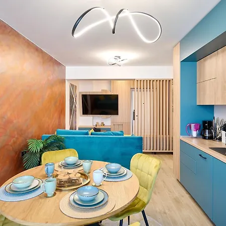 Zet In Infinity - Parking Apartment *