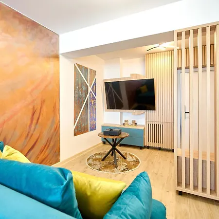 Zet In Infinity - Parking Apartment